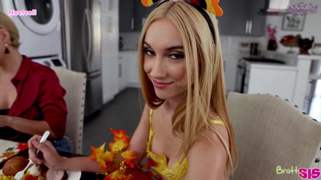 น้องสาวสายอาร์ตรุกเย็ดพี่ชาย Jazmin Luv - My Stepsisters Sexy Thanksgiving ซับไทย
